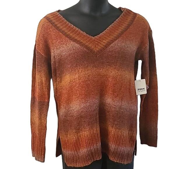 NWT A.N.A Women’s Red Brown Orange Ombre V-Neck Pullover Sweater Size Medium - Picture 5 of 7